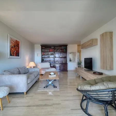 Attique Antibois - Piscine - Vue - Parking - Wifi Apartment Antibes