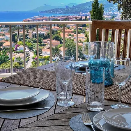 Appartement Attique Antibois - Piscine - Vue - Parking - Wifi *