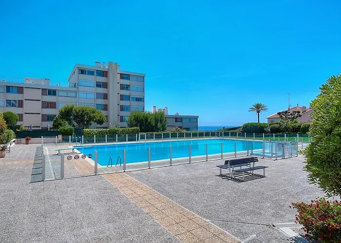 Attique Antibois - Piscine - Vue - Parking - Wifi * 昂蒂布