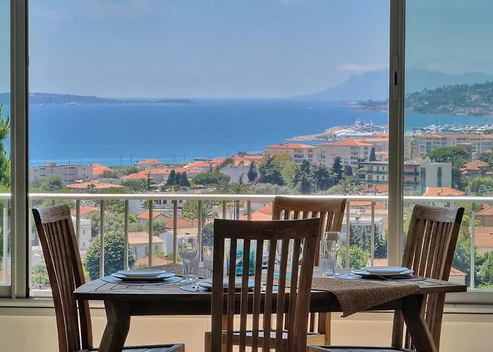 Attique Antibois - Piscine - Vue - Parking - Wifi 公寓